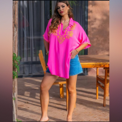 Blouse Roze met orangje sticksels